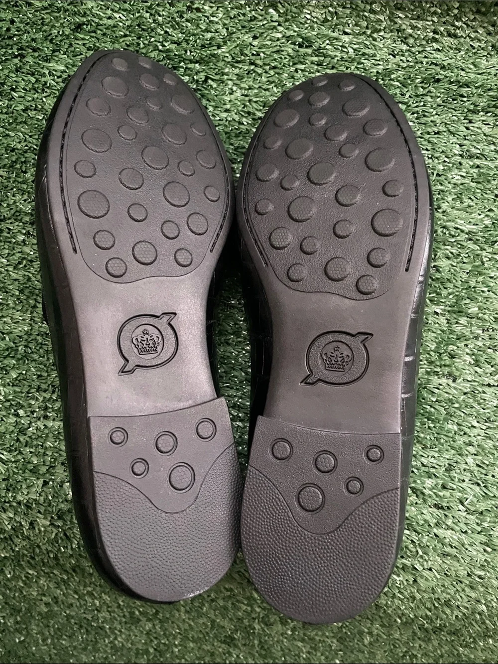 Born Black Loafers Flats Women’s size 8.5 Croc-Embossed Slip-On